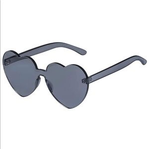 Heart Chakra Sunglasses 🖤 (Smoke)